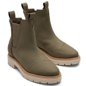 TOMS 10018627 Women's Skylar Olive Synthetic Nubuck Chelsea Lug Boots Shoes